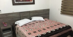 Apartamento, 2 habitaciones | 2 dormitorios, tabla de planchar con plancha, wifi gratis y ropa de cama
