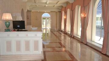 Petit déjeuner continental compris tous les jours