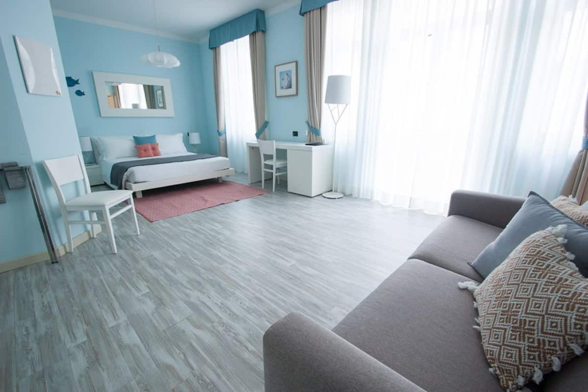 In-room safe, soundproofing, cribs (surcharge), WiFi (free)