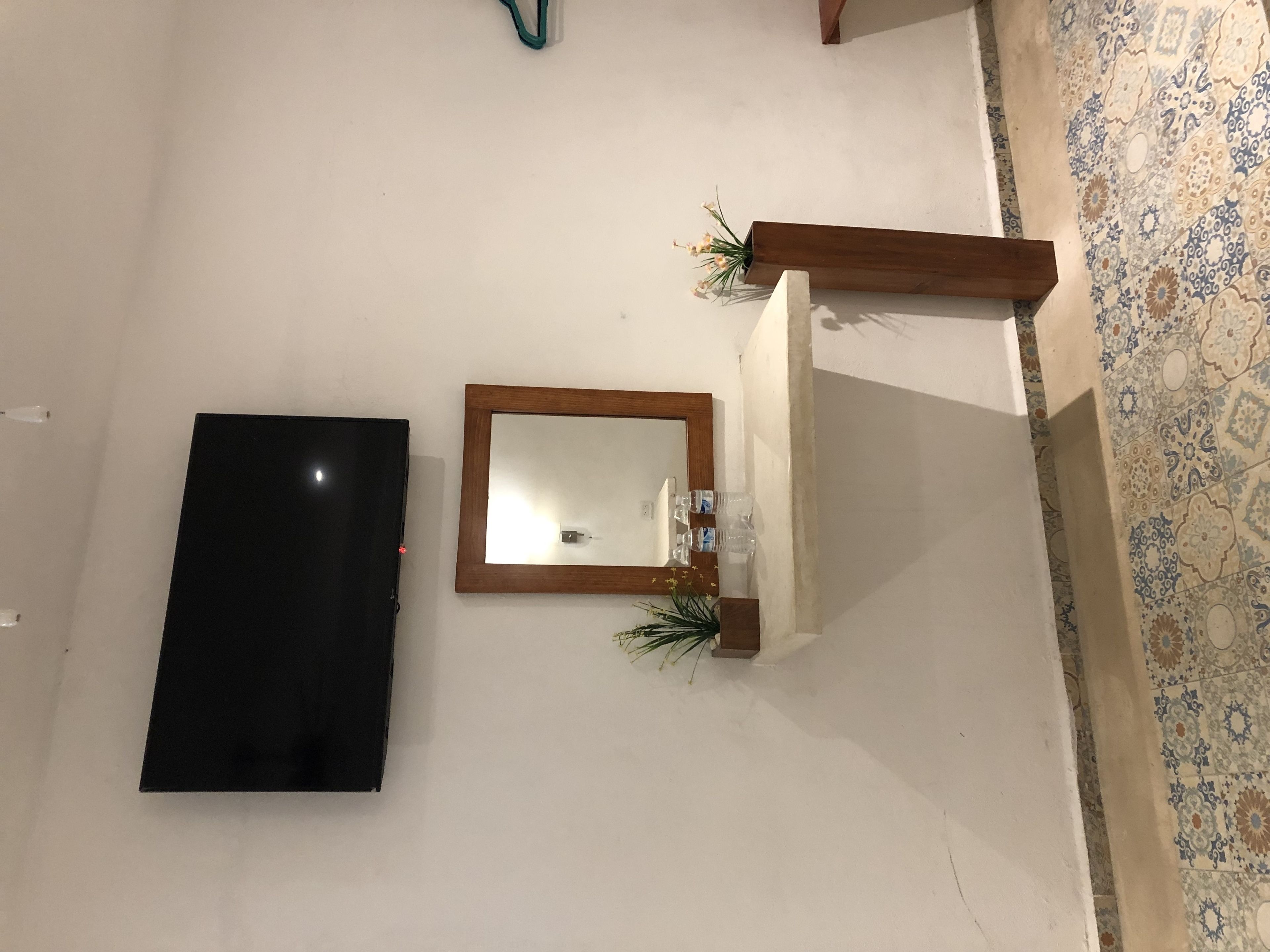 double room, 1 king bed | iron/ironing board, free wifi, bed sheets