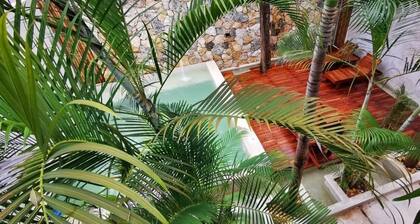 Hotel Casa Bamboo