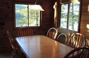 Free daily buffet breakfast  - Songo Pond Lakeside (Bethel)