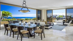 Family Villa, 4 Bedrooms, Ocean View | In-room dining