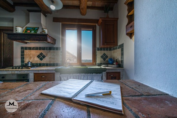 Apartment, 2 Schlafzimmer | Eigene Küche | Großer Kühlschrank, Ofen, Herdplatte, Wasserkocher