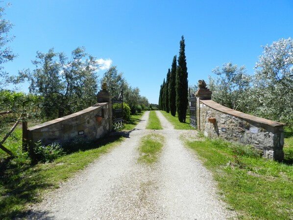 Entrée de l’hébergement
