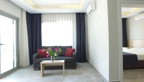 LCD TV - M2 OTEL (Bodrum)