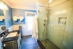 Suite | Salle de bain | Serviettes fournies