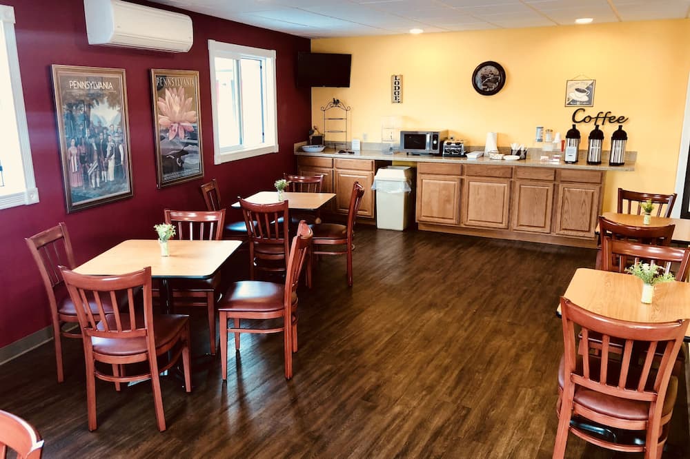 Hampton Inn (not a Hilton Affiliate) Camp Hill - Harrisburg SW