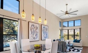 Dining - 2nd Floor Corner Condo - Magnificent Mountain View with many windows to enjoy (Tucson)
