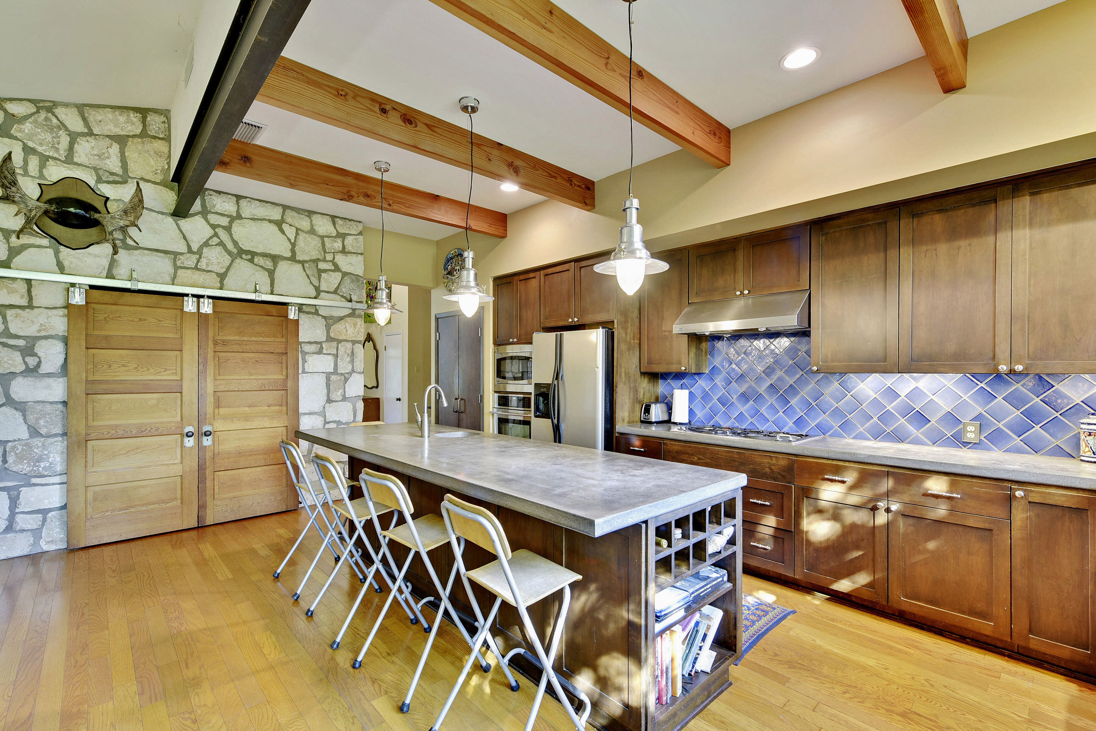 4th Nt Free* I Above ATX Original I Location | Walk to Zilker I Greenbelt