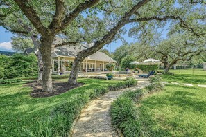 Exterior - Above Auth Westlake I Pool I Hot Tub I Game Room I Back House I Greenbelt (West Lake Hills)