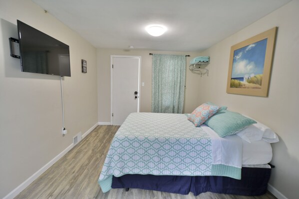 1 bedroom, WiFi, bed sheets - Whitehall Cottages Boutique Motel - Full Bed (Whitehall)