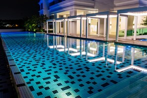 Outdoor pool - Southwest Island Suite by D Imperio Homestay (George Town)