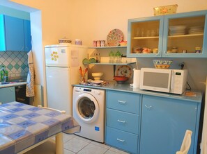 Fridge, microwave, oven, stovetop - Comfortable and quiet vacation home in cala gonone AC WIFI CIN IT091017C2000P2115 (Cala Gonone)