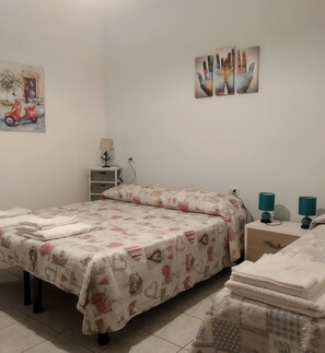 2 bedrooms, iron/ironing board, WiFi, bed sheets - Comfortable and quiet vacation home in cala gonone AC WIFI CIN IT091017C2000P2115 (Cala Gonone)