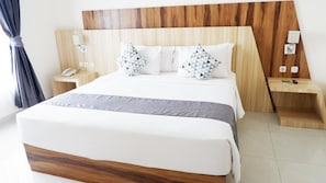Premium bedding, desk, blackout curtains, iron/ironing board