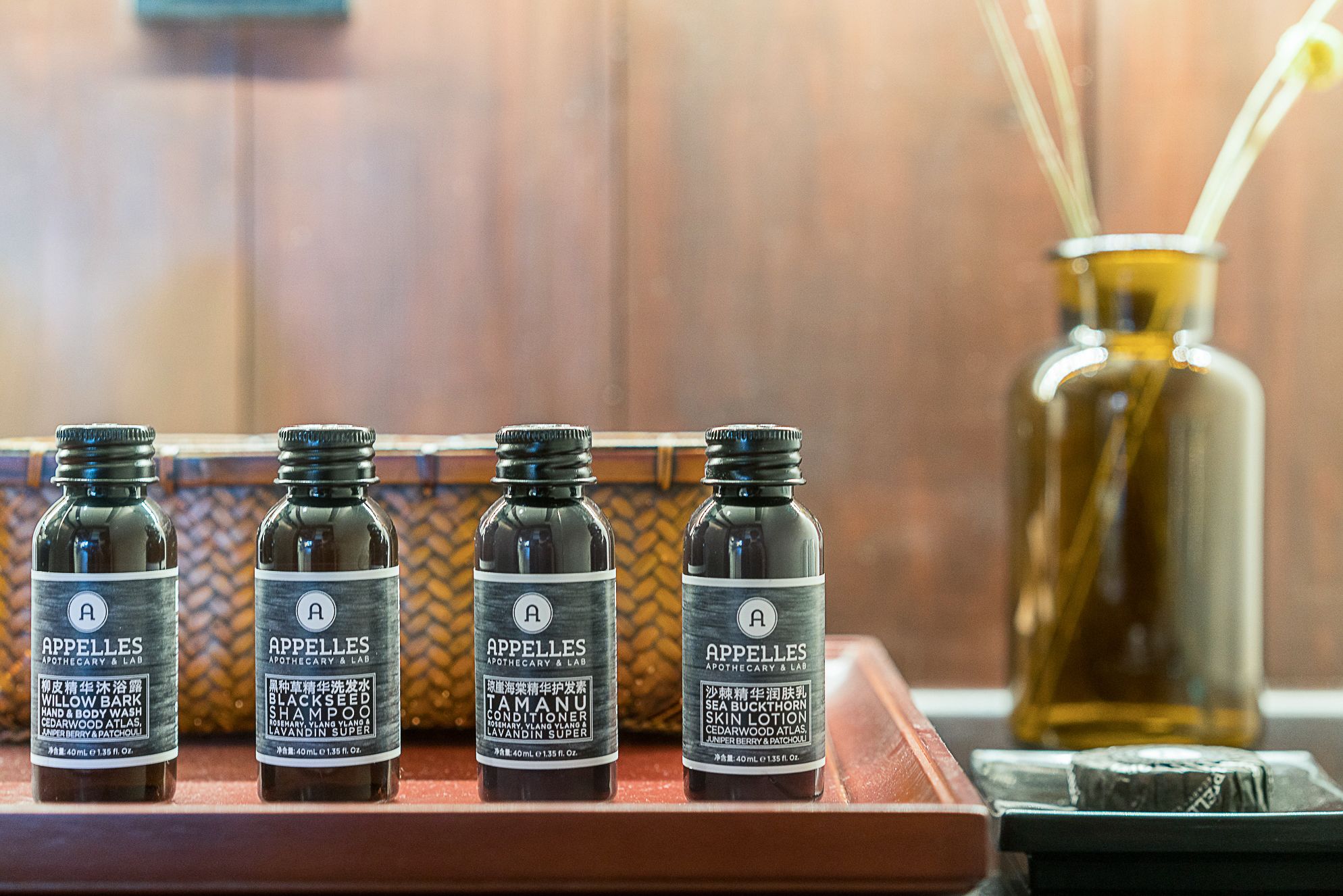 shower, rainfall showerhead, free toiletries, hair dryer