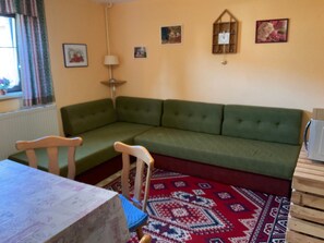 Unclassified image, 5 of 13, button