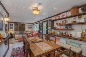 Dining - Wintersun Cottage, Disc Golf Mecca, 2 Pvt Courses, 4 mi trails, A'ville 20 min (Fairview)