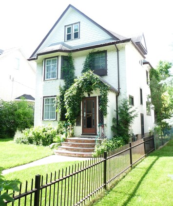 Front of the house in Summer.