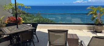 Puu Poa - Magnifique condo de luxe en bord de mer