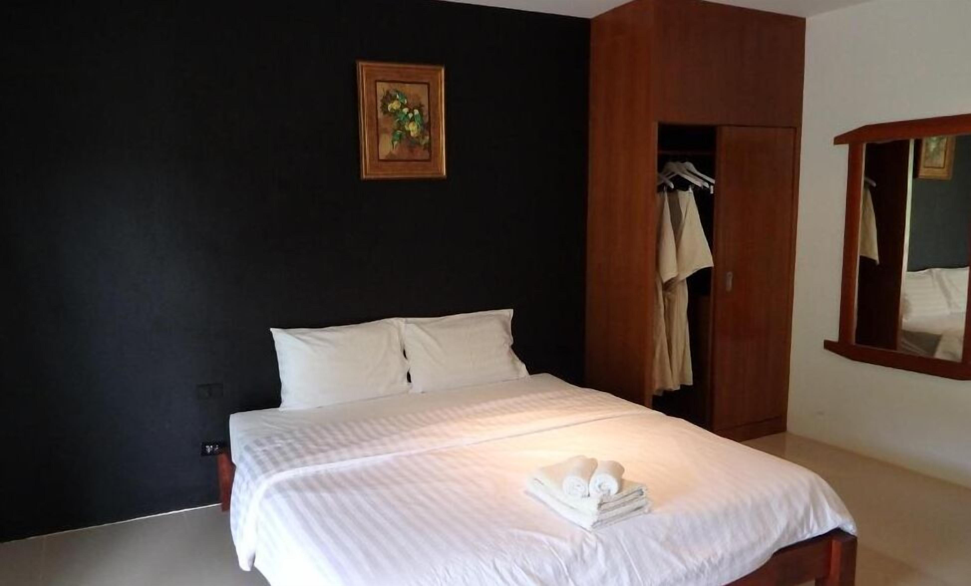 Photo - Suksompong Resort