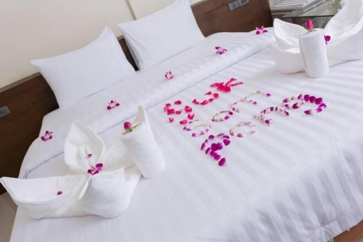 Meja kerja, kedap suara, dan Wi-Fi gratis