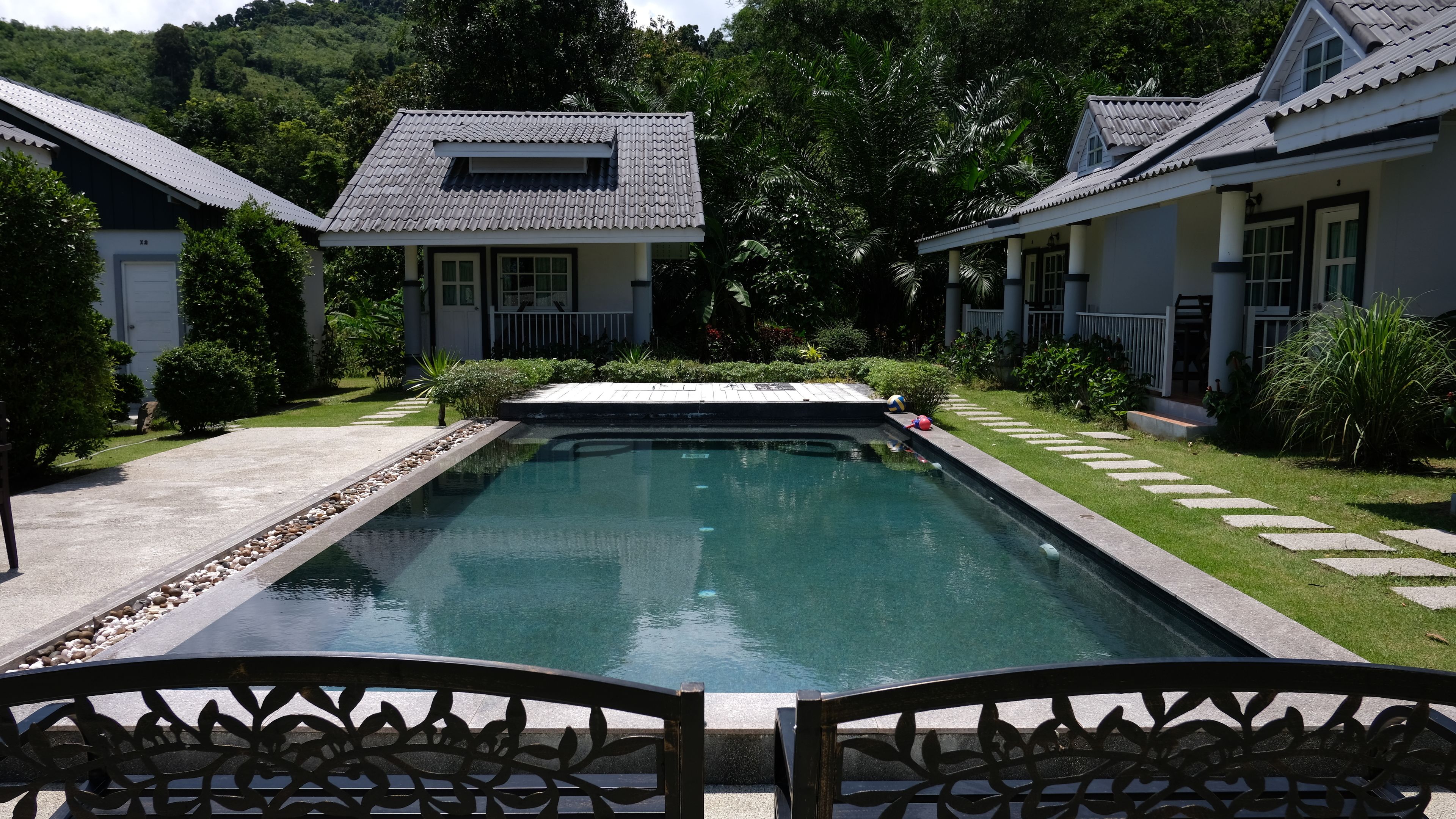 Photo - Suksompong Resort