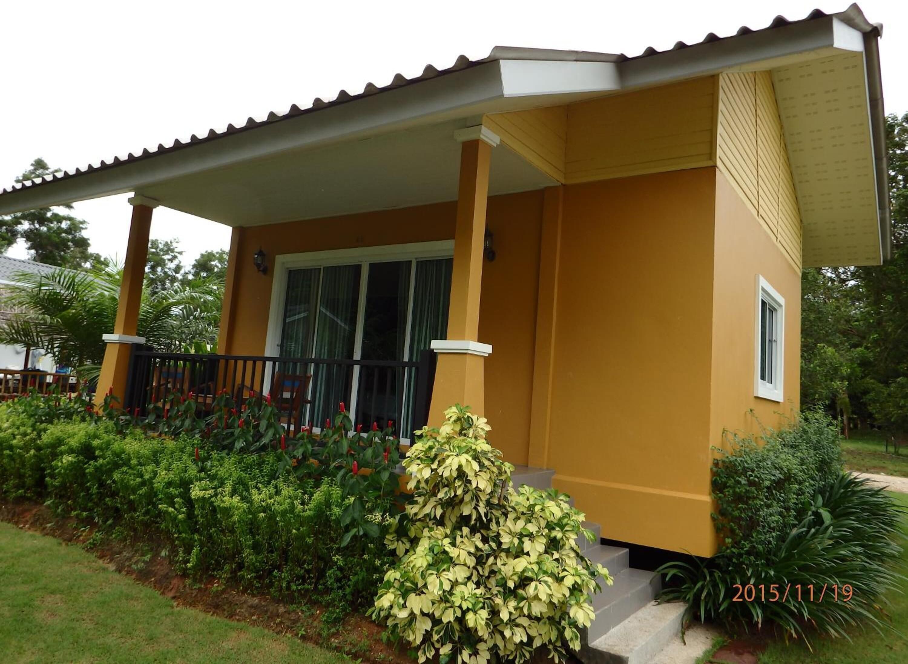 Photo - Suksompong Resort