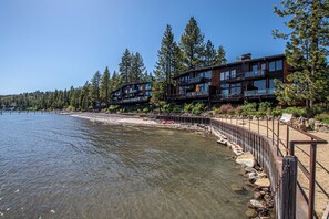 Exterior - Star Harbor # 16 by Hauserman Rentals (Tahoe City)