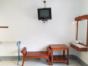 Standard Twin Room with Air-Con | Room amenity