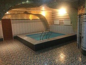 Pool - Grand Opera Hotel (Almaty)