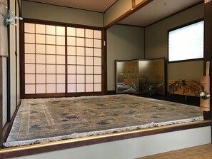 Traditional House | Living area | Flat-screen TV - Koto Hananobou (Kyoto)