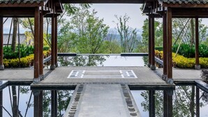 Unclassified image, 2 of 23, button - Mount Qingcheng Grand Hotel (Chengdu)