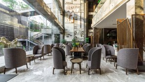 Unclassified image, 3 of 23, button - Mount Qingcheng Grand Hotel (Chengdu)