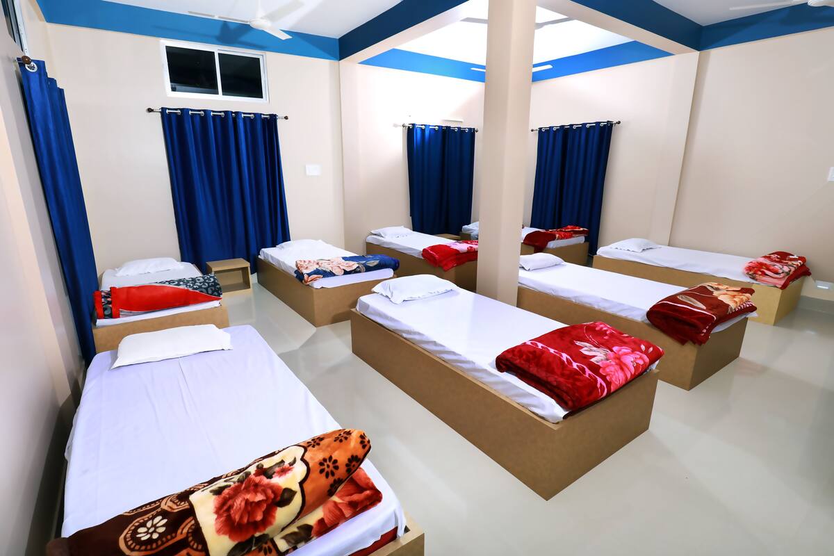 Dormitorio compartido, 1 cama individual | Escritorio, insonorización, camas extra y wifi gratis
