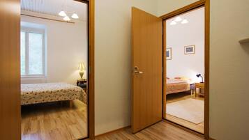 1 bedroom, premium bedding, desk, iron/ironing board