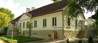 Haeska Manor