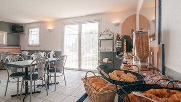 Daily buffet breakfast (EUR 8 per person)