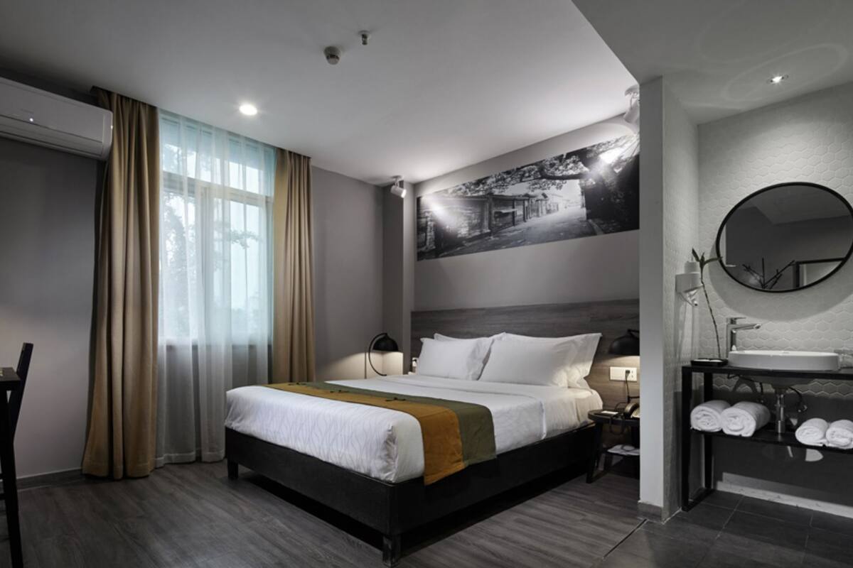Chambre exclusive double ou avec lits jumeaux | 1 chambre, bureau, rideaux d’obscurcissement, fer et planche à repasser