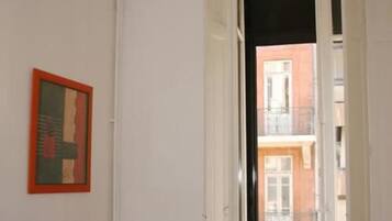 Single Room | Free WiFi