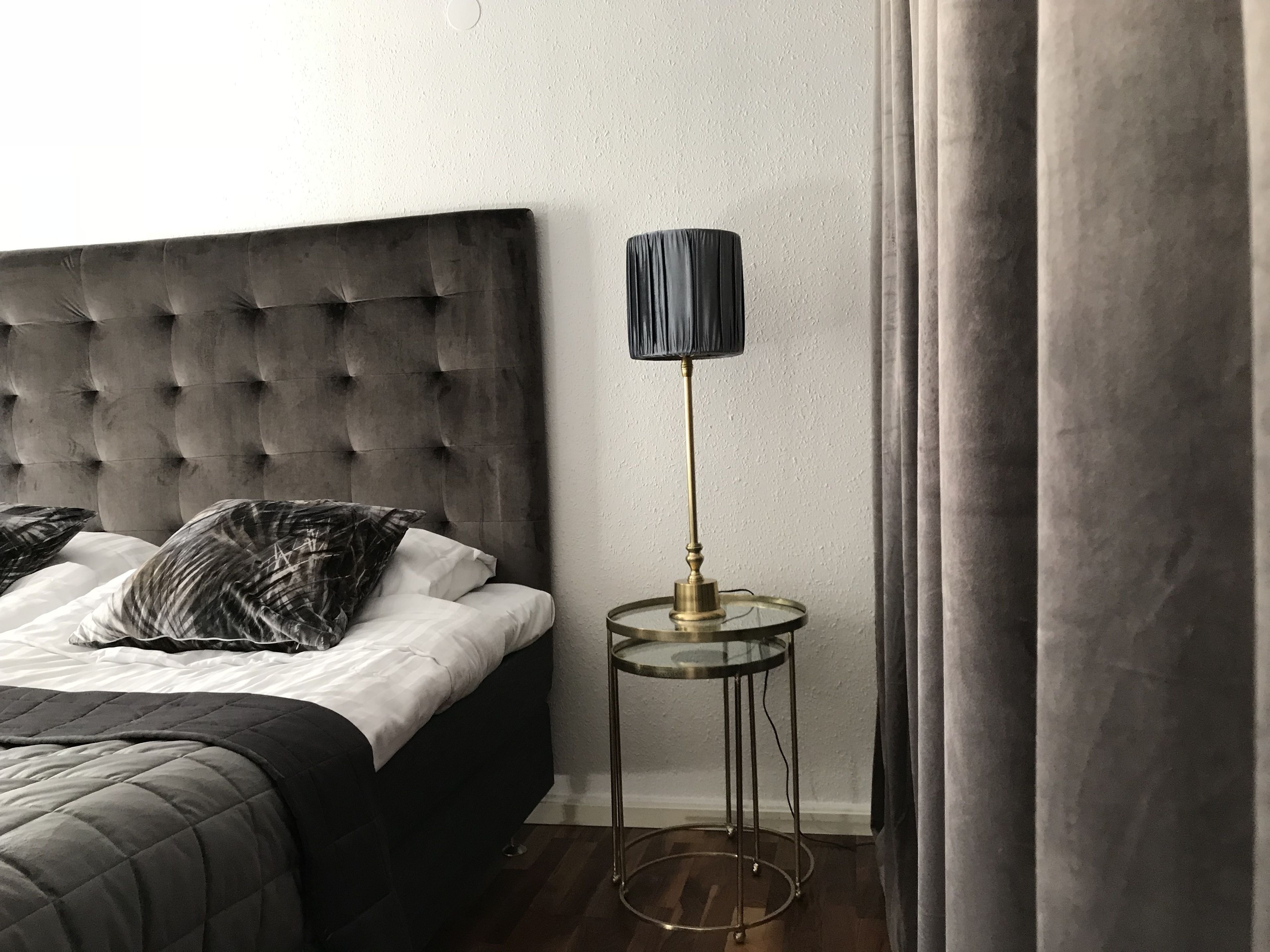 suite | desk, blackout curtains, iron/ironing board, free cots/infant beds