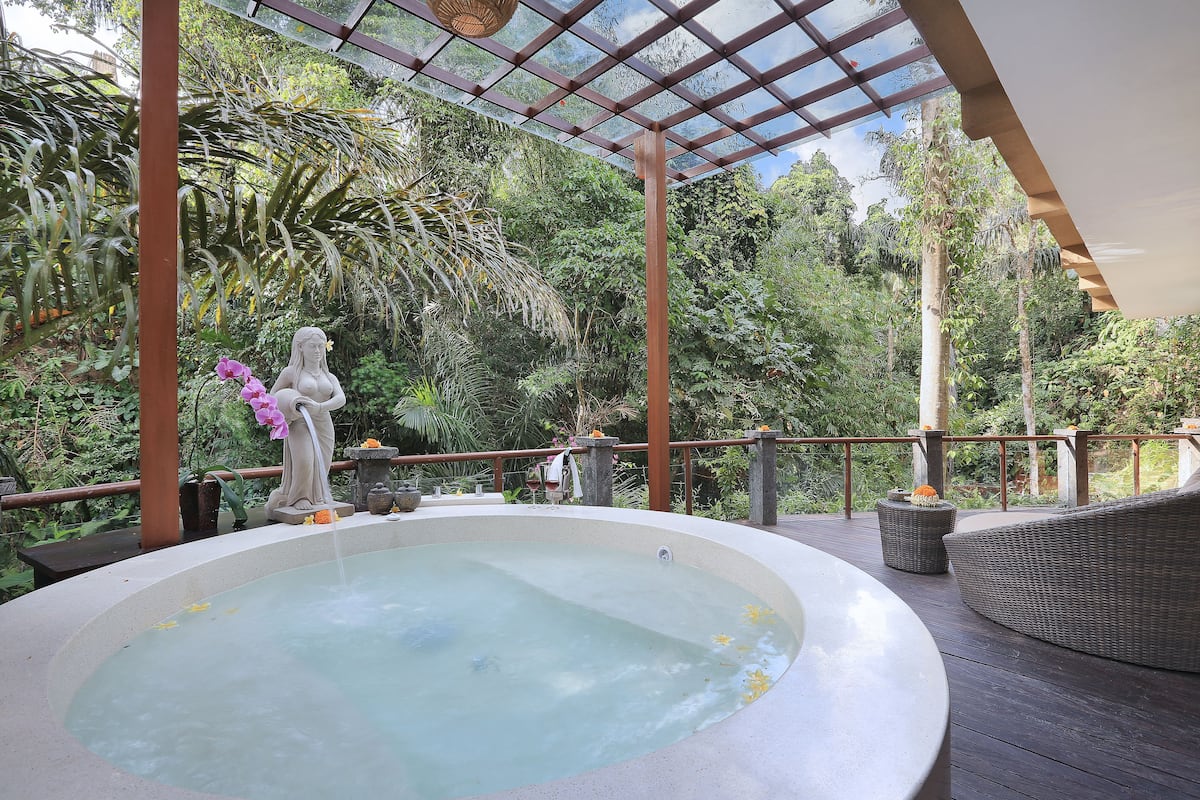 Royal Suite with Jacuzzi (with Daily Afternoon Tea) | View from room
