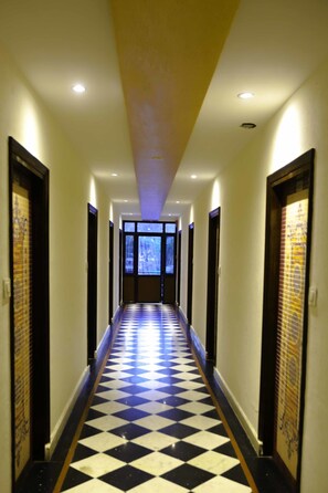 Interior - Hotel Kings Regency (Jwalamukhi)