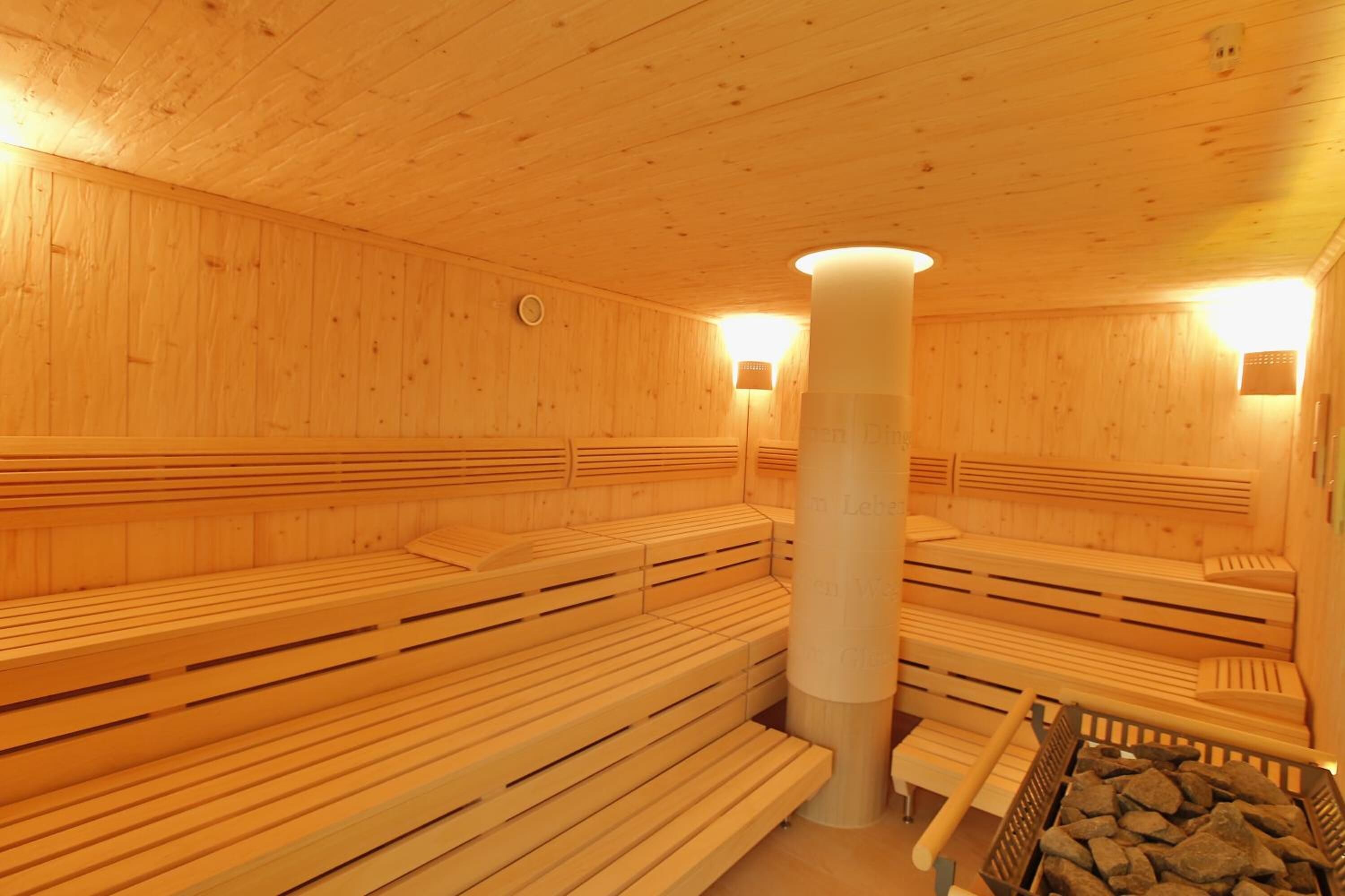 Sauna, steam room