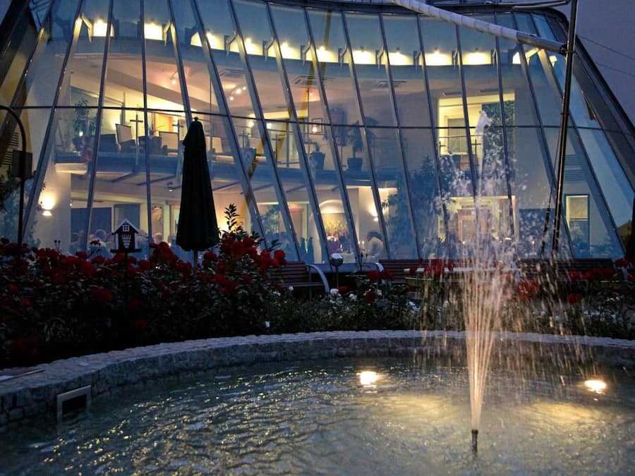 2 restaurants, spécialités Cuisine allemande