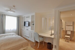 Habitación Deluxe doble (Haus Komburg) | Minibar, caja fuerte, cortinas opacas y sistema de insonorización