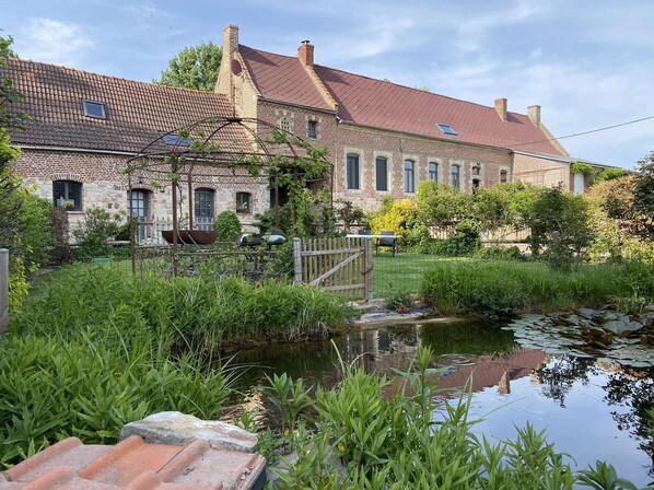 Front of property - La Rose Laitière (Saint-Martin-sur-Ecaillon)