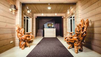 Sauna, baño turco, manicura y pedicura