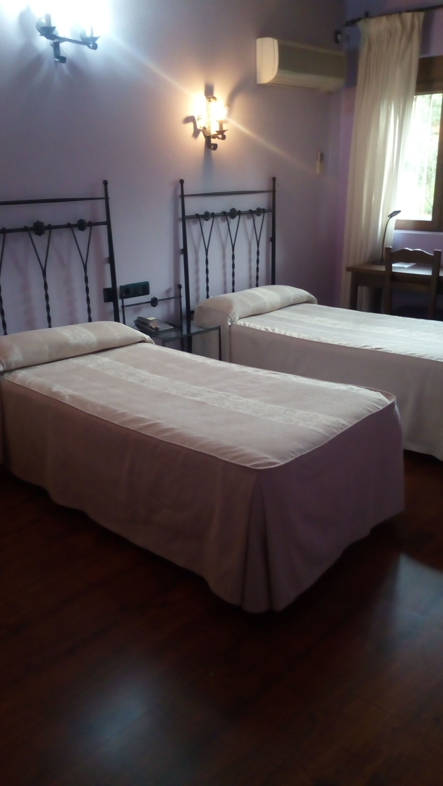 double or twin room | 1 bedroom, desk, laptop workspace, free wifi